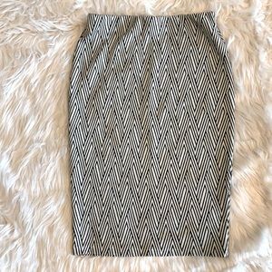 Mango Basics Pencil Stretchable Skirt Size mall